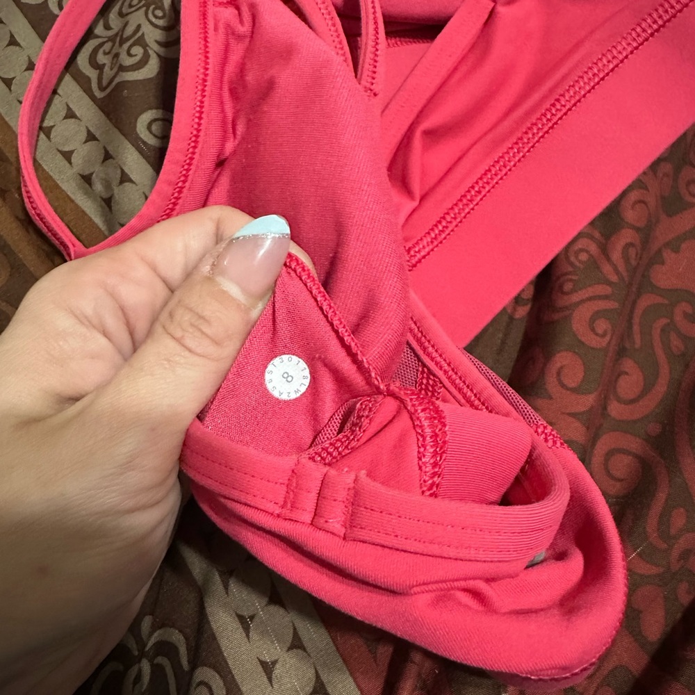 Lululemon sports bra pink - Picture 3 of 3